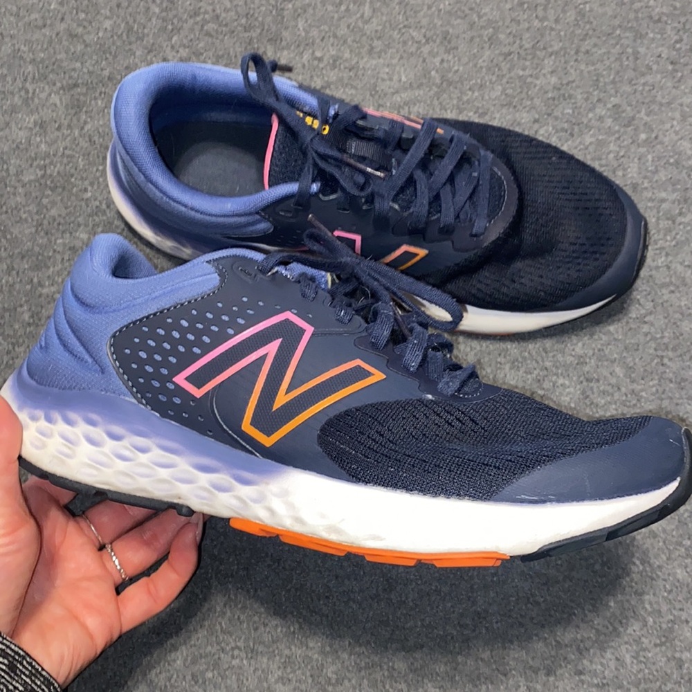 New balance 520 running shoe women’s 11